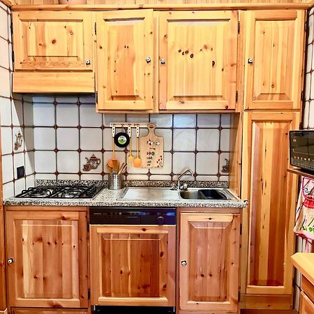 Апартаменты Dolcevita House In Camigliatello Камильятелло-Силано Экстерьер фото