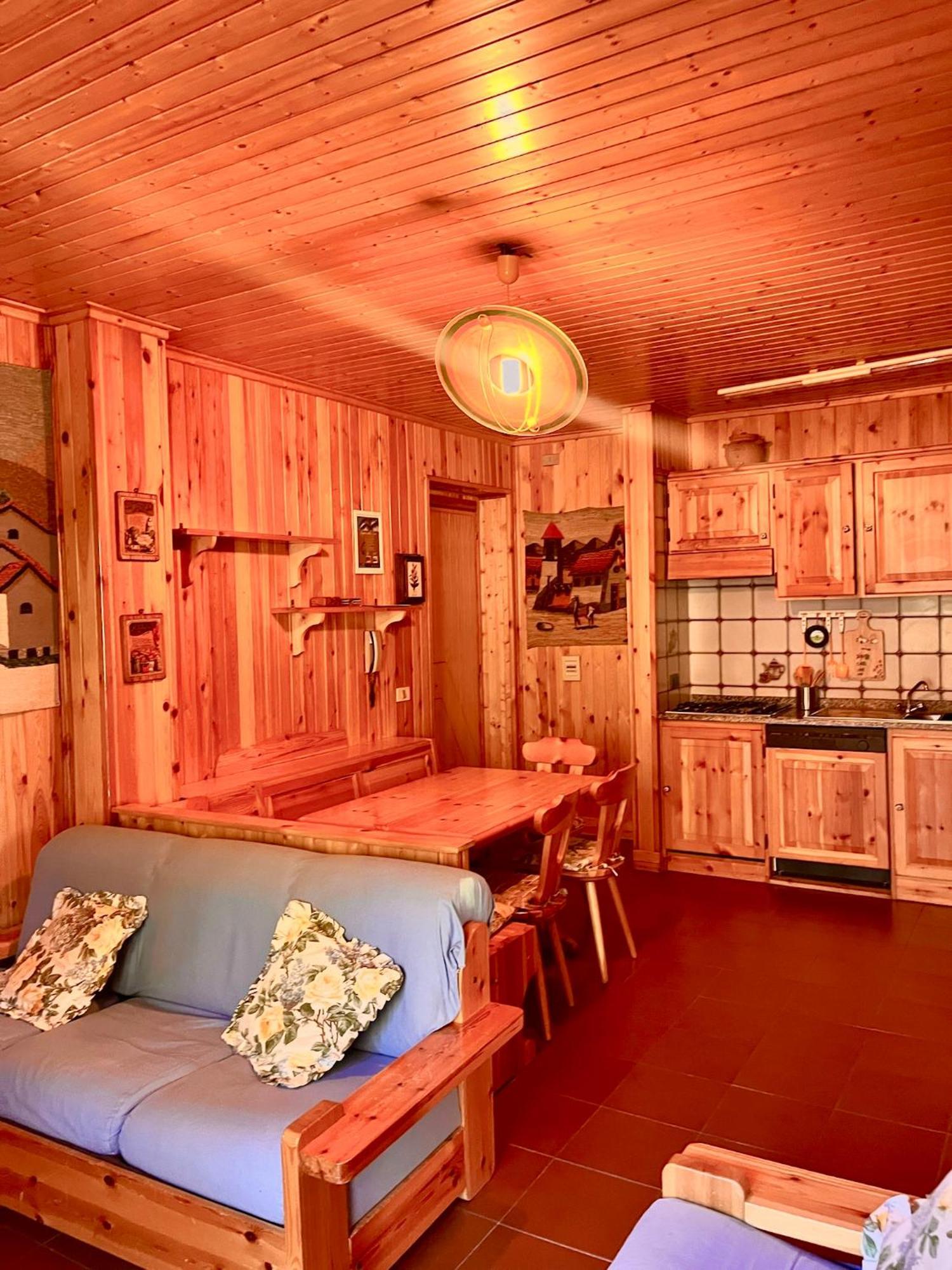 Апартаменты Dolcevita House In Camigliatello Камильятелло-Силано Экстерьер фото